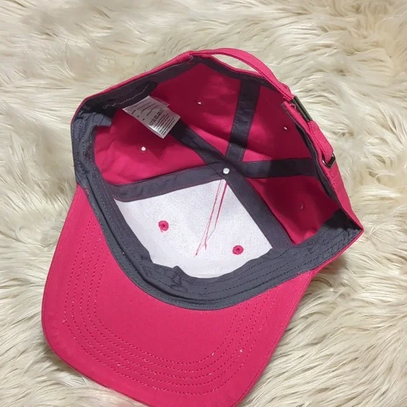 *NEW* pink Volvo hat - Picture 5 of 5